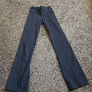 Fantastic North Face yoga pants.